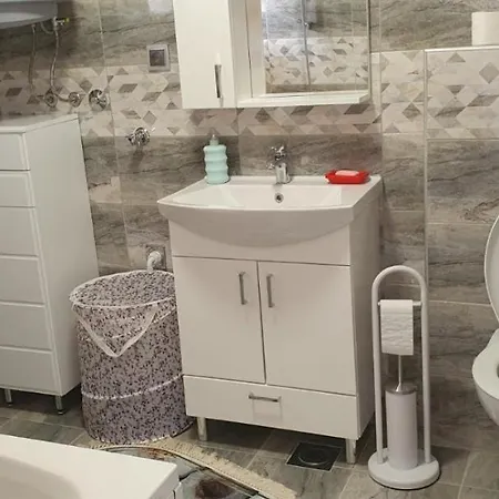 Apartman Leon *