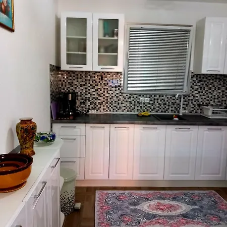 Leon Apartment Bihac